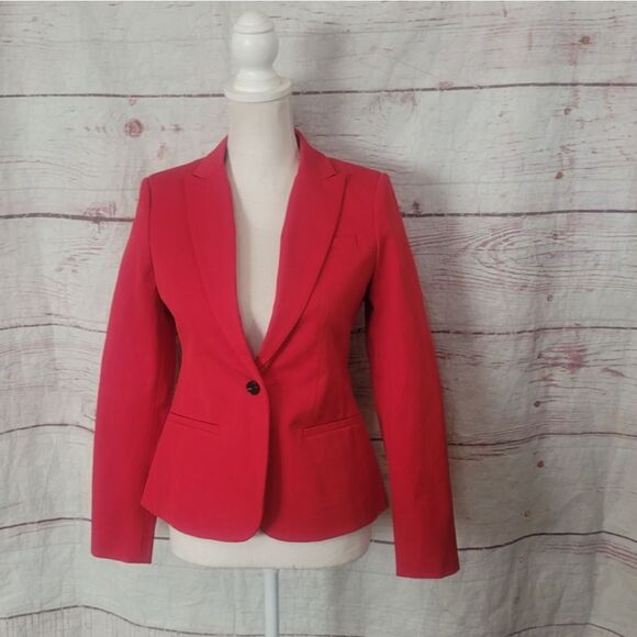 Banana Republic Classic Fit Red Blazer Size 0 NWT - Picture 2 of 7